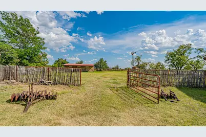 3891 County Road 351, Stephenville, TX 76401 - Photo 22