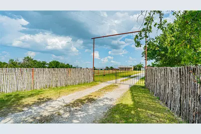 3891 County Road 351, Stephenville, TX 76401 - Photo 2