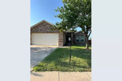 1601 Country Hills, Waxahachie, TX 75165 - Photo 1