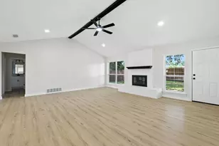 3011 Sunnybrook Ln, Arlington, TX 76014 - Photo 6