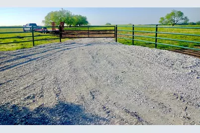 6 Ac. Tract 2 Fm 339, Mount Calm, TX 76673 - Photo 12