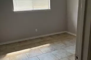 446 Oriole Cir, Duncanville, TX 75116 - Photo 6