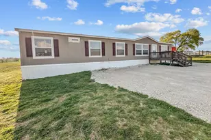 303 Mesa Rdg, Decatur, TX 76234 - Photo 2