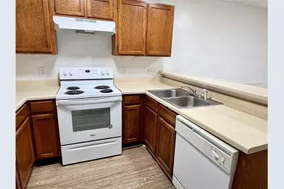 7554 Boxwood Court, Fort Worth, TX 76133 - Photo 6