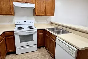 7554 Boxwood Ct, Fort Worth, TX 76133 - Photo 6