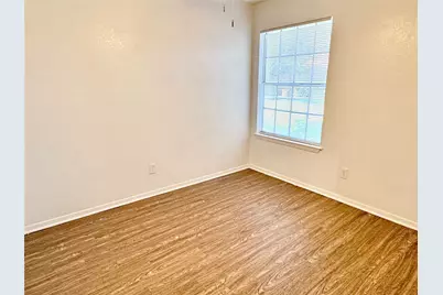 7554 Boxwood Court, Fort Worth, TX 76133 - Photo 8