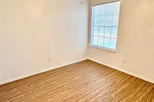 7554 Boxwood Ct, Fort Worth, TX 76133 - Photo 8