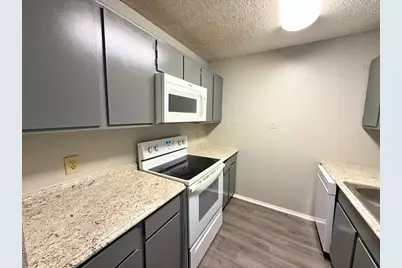 219 Fry Street #6, Denton, TX 76201 - Photo 2