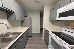 219 Fry St, Denton, TX 76201 - Photo 14