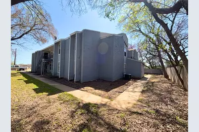 219 Fry Street #6, Denton, TX 76201 - Photo 18