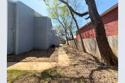 219 Fry Street #6, Denton, TX 76201 - Photo 20