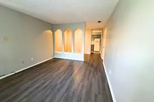 219 Fry St, Denton, TX 76201 - Photo 4