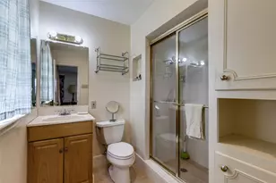 3726 Ridgeoak Way, Farmers Branch, TX 75244 - Photo 18