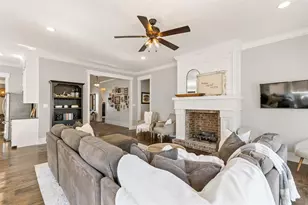 1109 E Oakdale Rd, Irving, TX 75060 - Photo 6