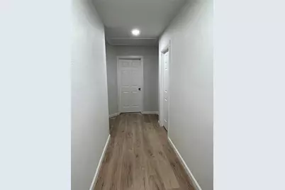 3919 Carl Street, Dallas, TX 75210 - Photo 2