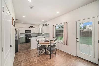 9600 Fox Hill Drive, Fort Worth, TX 76131 - Photo 8