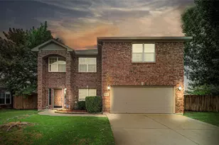 9600 Fox Hill Dr, Fort Worth, TX 76131 - Photo 2