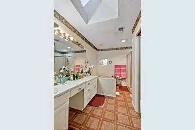 1720 N Collegiate Drive, Paris, TX 75460 - Photo 18