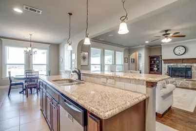 105 Legacy Downs Drive, Fort Worth, TX 76126 - Photo 12