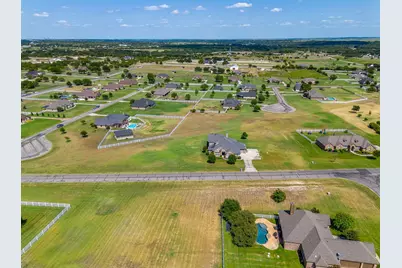 105 Legacy Downs Drive, Fort Worth, TX 76126 - Photo 34