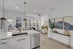 631 N Tyler St, Dallas, TX 75208 - Photo 12