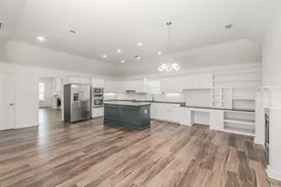 2414 Green Park Dr, Arlington, TX 76017 - Photo 12