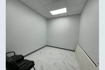 2505 S Great Southwest Parkway, Grand Prairie, TX 75052 - Photo 10