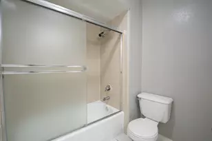 5406 Kingfisher Rd, Garland, TX 75043 - Photo 6