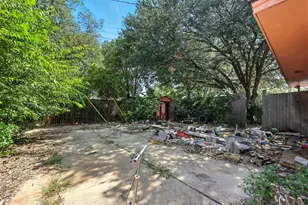 2304 Royal Acres Dr, Denton, TX 76209 - Photo 24