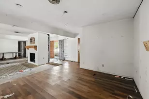 2304 Royal Acres Dr, Denton, TX 76209 - Photo 4