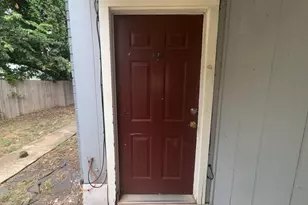 219 Fry St, Denton, TX 76201 - Photo 4