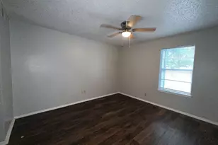 219 Fry St, Denton, TX 76201 - Photo 8