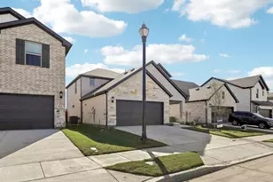 513 Blanton St, McKinney, TX 75069 - Photo 2