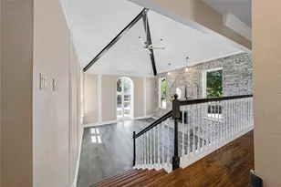 817 Shady Lake Dr, Bedford, TX 76021 - Photo 4