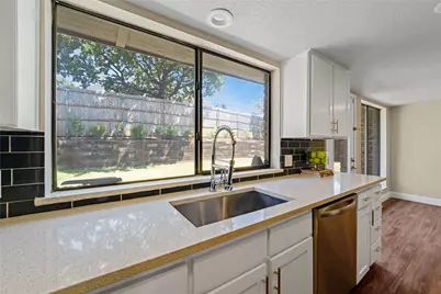 817 Shady Lake Drive, Bedford, TX 76021 - Photo 14