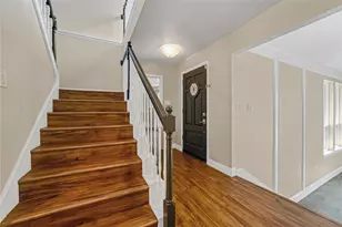 817 Shady Lake Dr, Bedford, TX 76021 - Photo 6