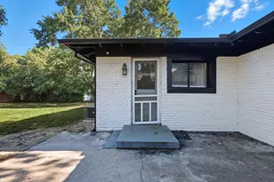 6611 Highgate Ln, Dallas, TX 75214 - Photo 20