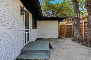 6611 Highgate Ln, Dallas, TX 75214 - Photo 18