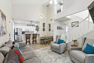 1463 Meadowood Village Dr, Fort Worth, TX 76120 - Photo 6