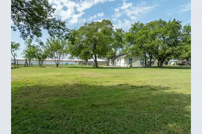 307 W Mesquite, Malone, TX 76660 - Photo 24