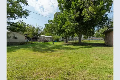 307 W Mesquite, Malone, TX 76660 - Photo 20