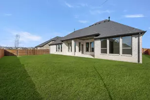 2311 Meek Woods Ln, Mansfield, TX 76063 - Photo 4