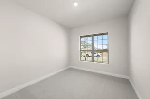 2305 Meek Woods Ln, Mansfield, TX 76063 - Photo 8