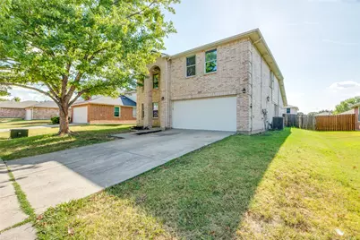2624 Misty Harbor Drive, Little Elm, TX 75068 - Photo 2
