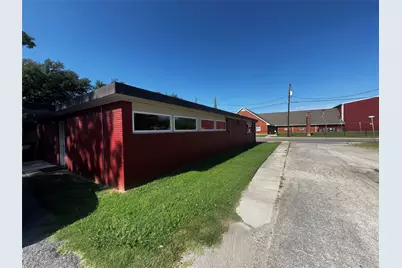 410 N Dixon, Gainesville, TX 76240 - Photo 1