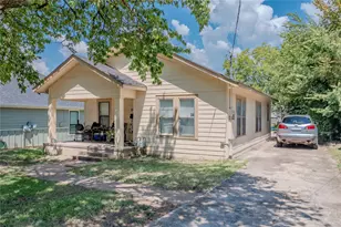 1709 E Chaffin St, Sherman, TX 75090 - Photo 2