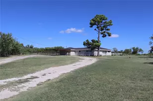 220 US Hwy 380 W, Jacksboro, TX 76458 - Photo 2