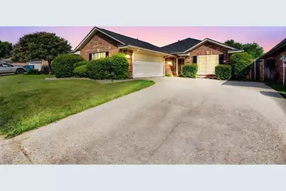 709 Azalea Trail, Waxahachie, TX 75165 - Photo 2