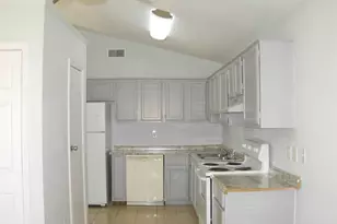 2227 Nantucket Village Dr, Dallas, TX 75227 - Photo 4