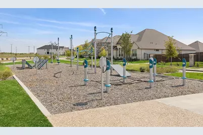 1016 Sunflower Street, Crowley, TX 76036 - Photo 32